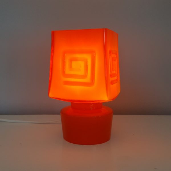 bordslampa-orange-fåglaviks-glasbruk-9