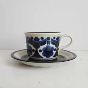 kaffekopp-riikka-arabia-anja-jaatinen-winqvist-1