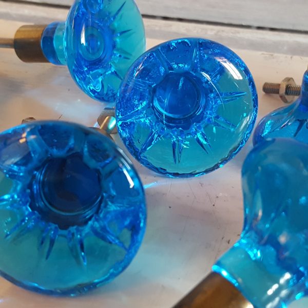 dörrknopp-blå-lindshammar-glasbruk-7