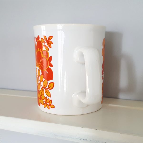 mugg-staffordshire-potteries-röd-&orange-blommotiv-6