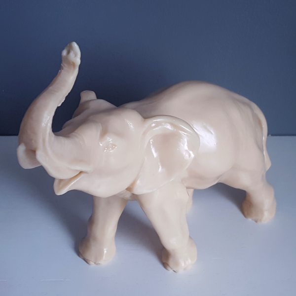 elefant-staty-benvitt-täljsten-5