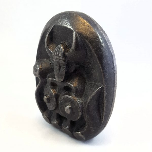 brevpress-skulptur-gjutjärn-viking-stig-blomberg-3