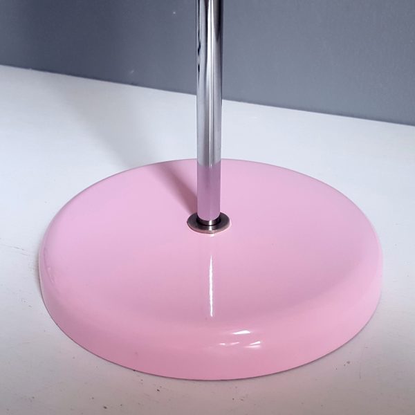 skrivbordslampa-rosa-metall-bofa-retro-9