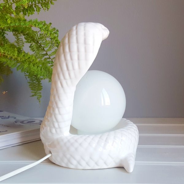 kobralampa-vit-glas-keramik-80-talet-4