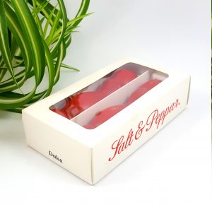 kryddkvarnar-salt-peppar-röd-duka-9