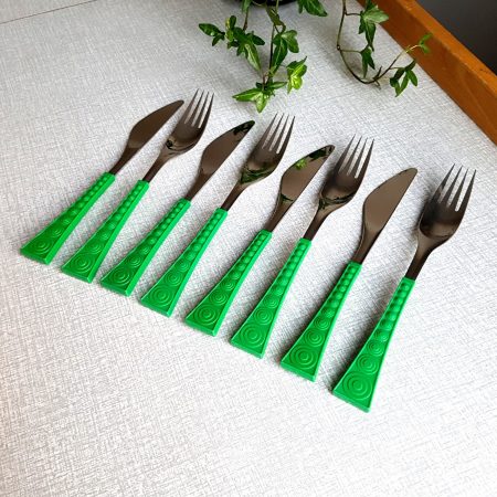 bestick~colorina~8~delar~grön~hackman~nanny~still~1