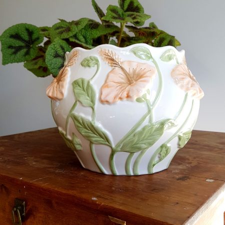 blomkruka-ytterfoder-majolika-blommor-blad-1